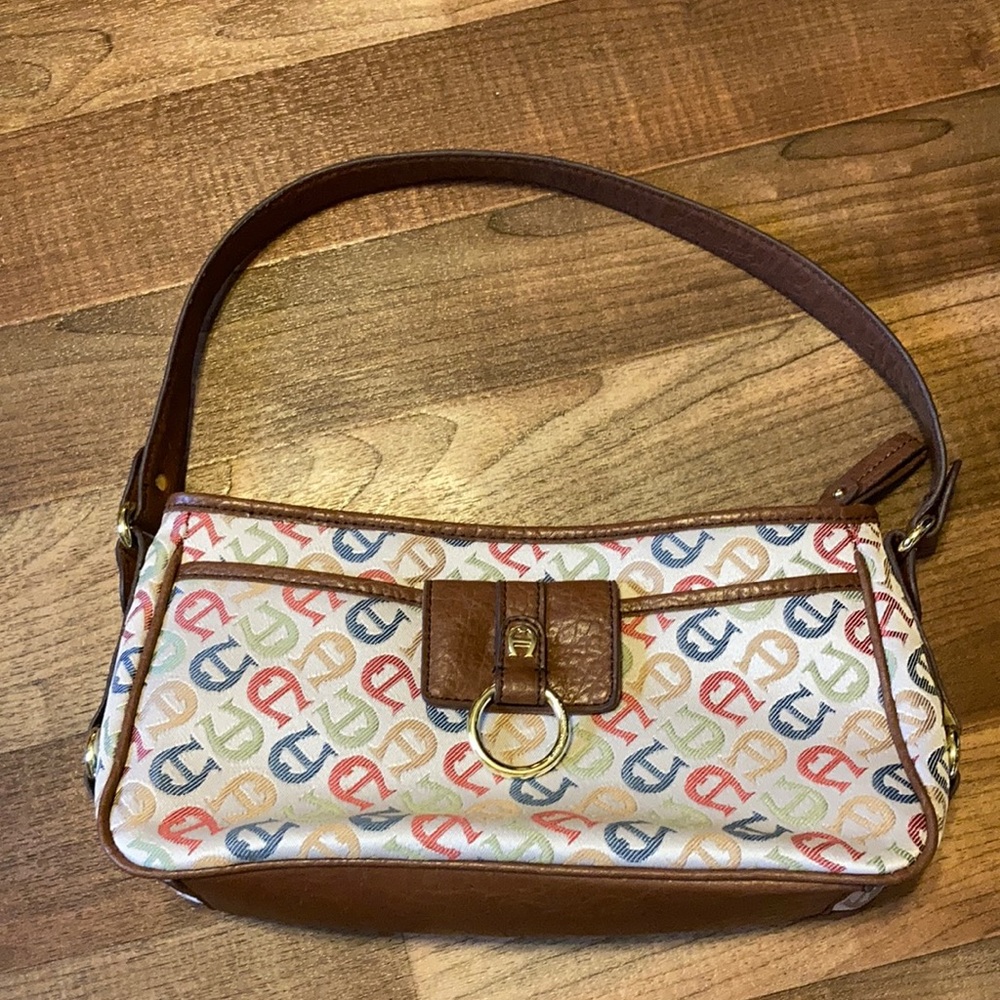 Etienne Aigner logo bag